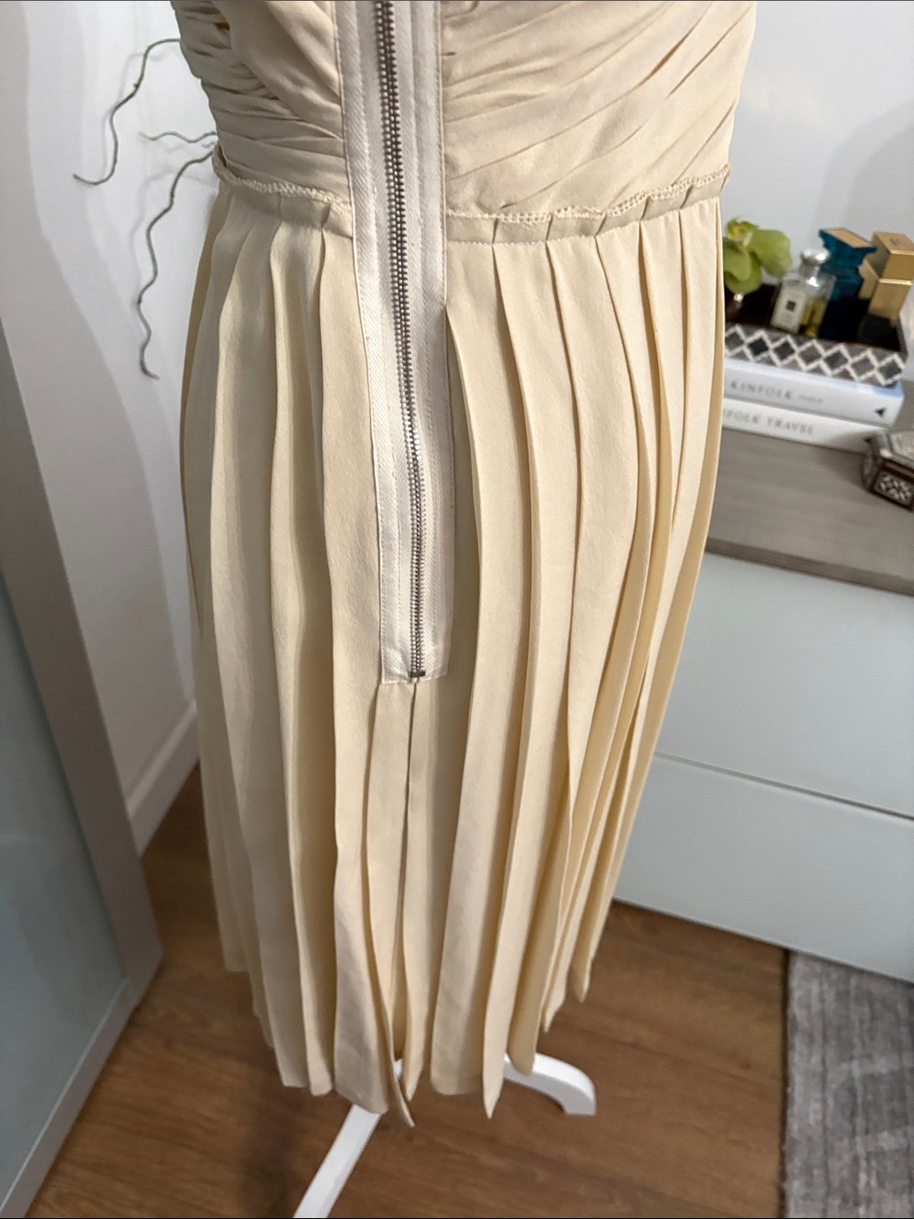 3.1 Phillip Lim Cream One-Shoulder Twist Pleated Dress - Picture 8 of 12